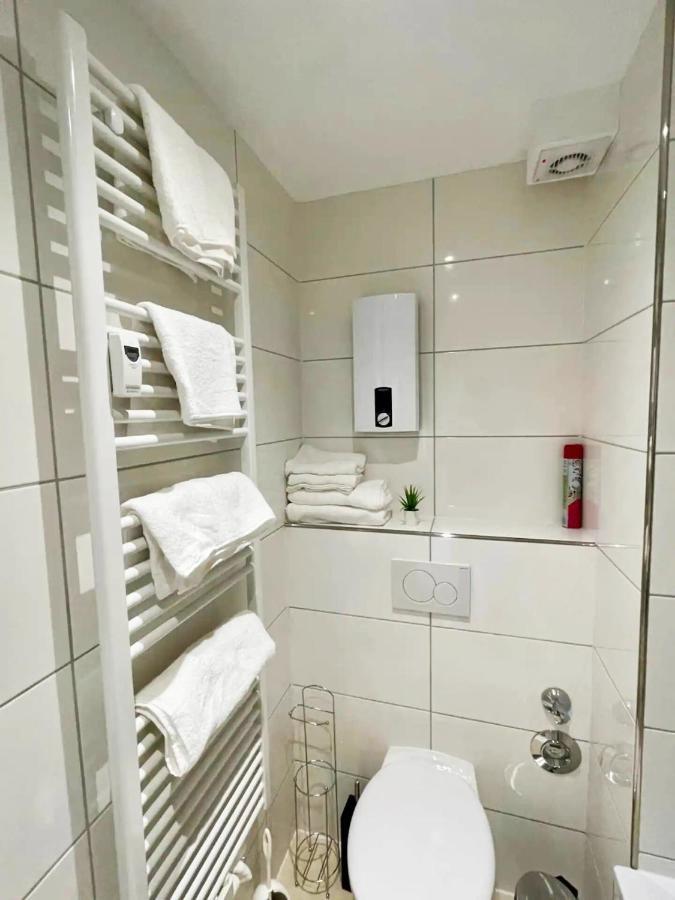 Cozy Apartment With Kitchen + Balcony New! Эссен Экстерьер фото